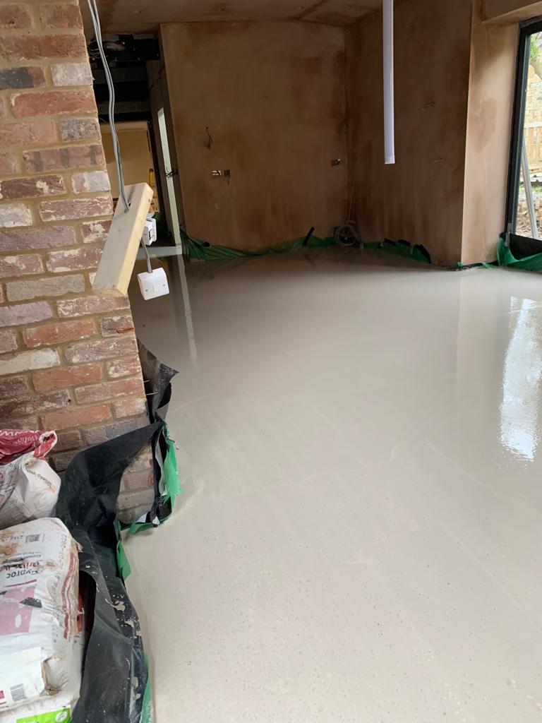 Flowscreed Southwest - flooring being laid and levelled